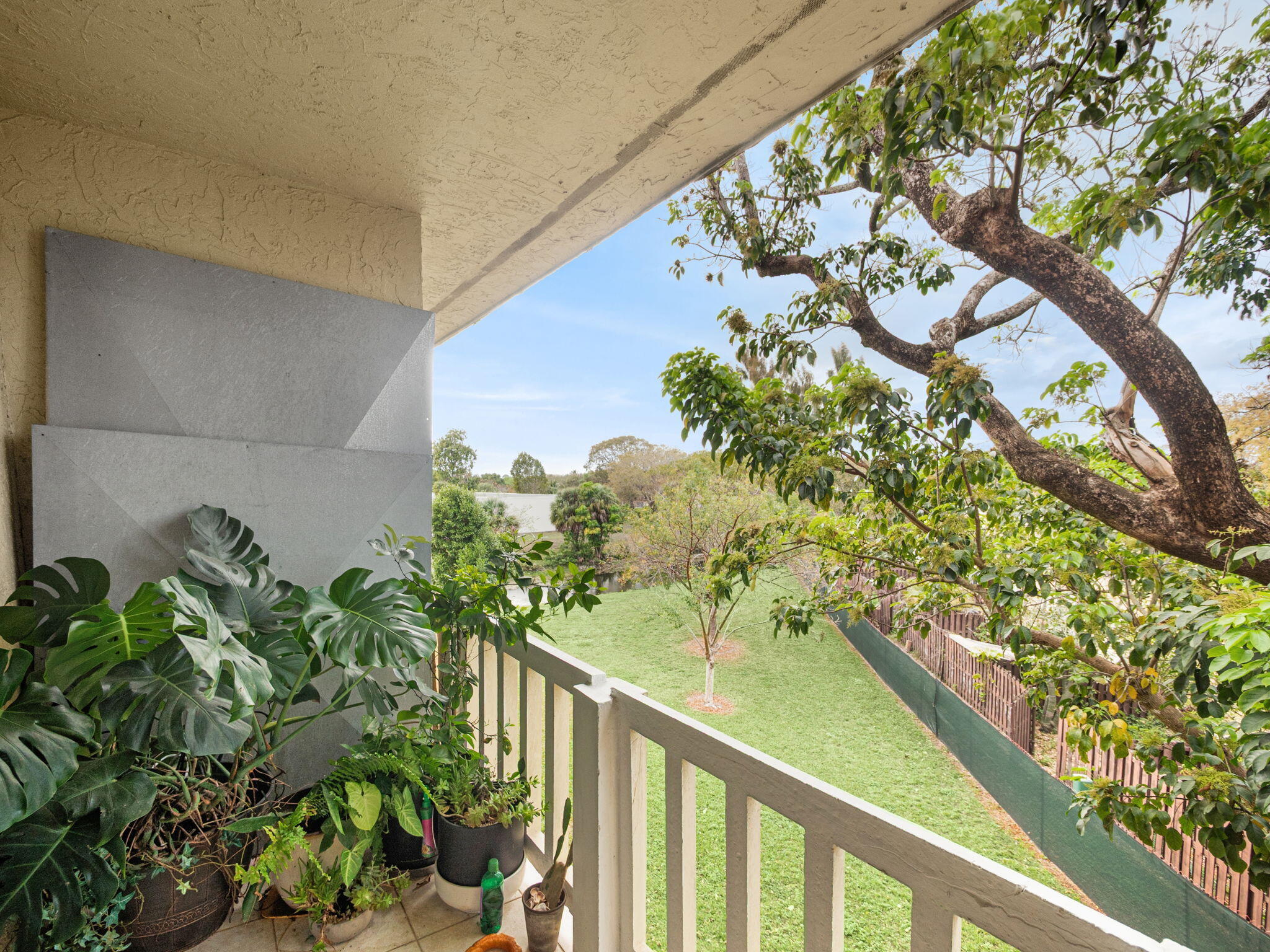 LA PLACIDA SECTION 1 CONDO - Residential