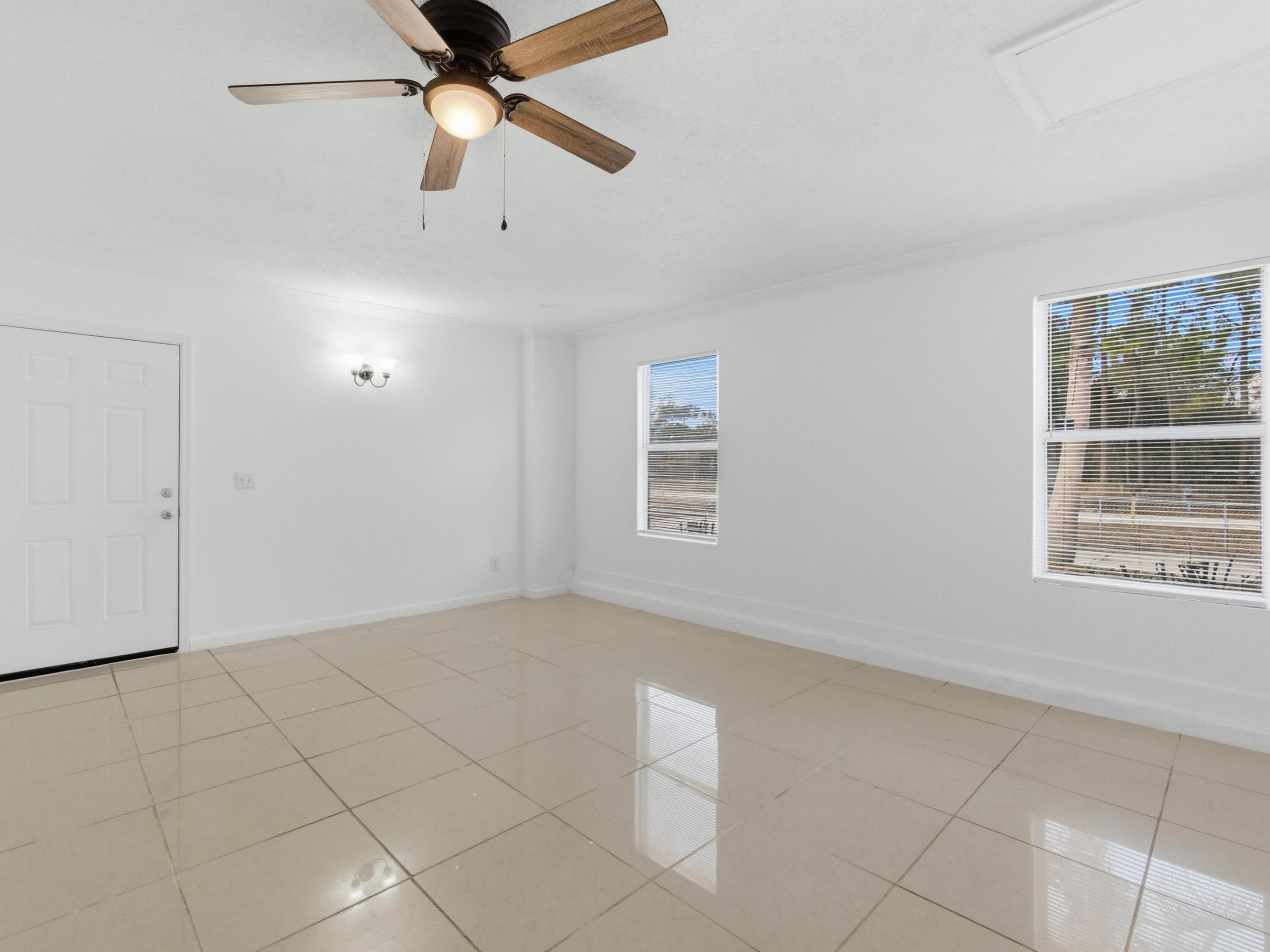 Loxahatchee - Residential