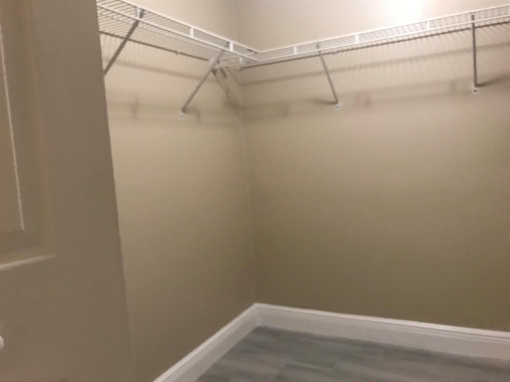 FOREST HILL VILLAS GARDEN - Residential Lease