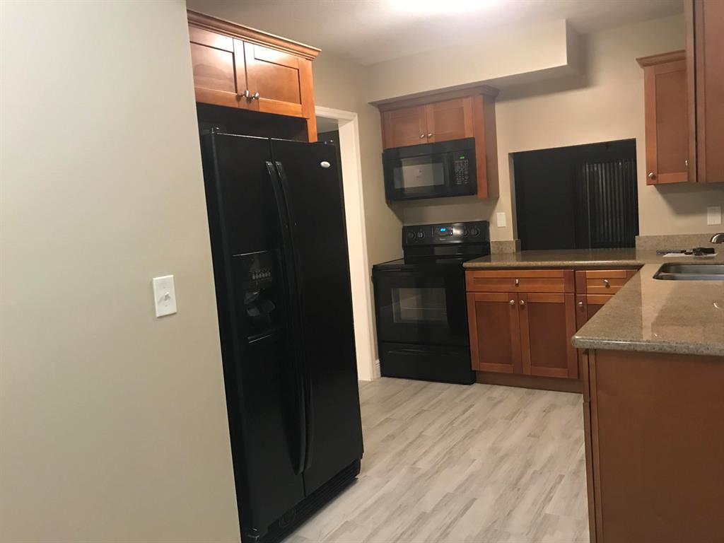 FOREST HILL VILLAS GARDEN - Residential Lease