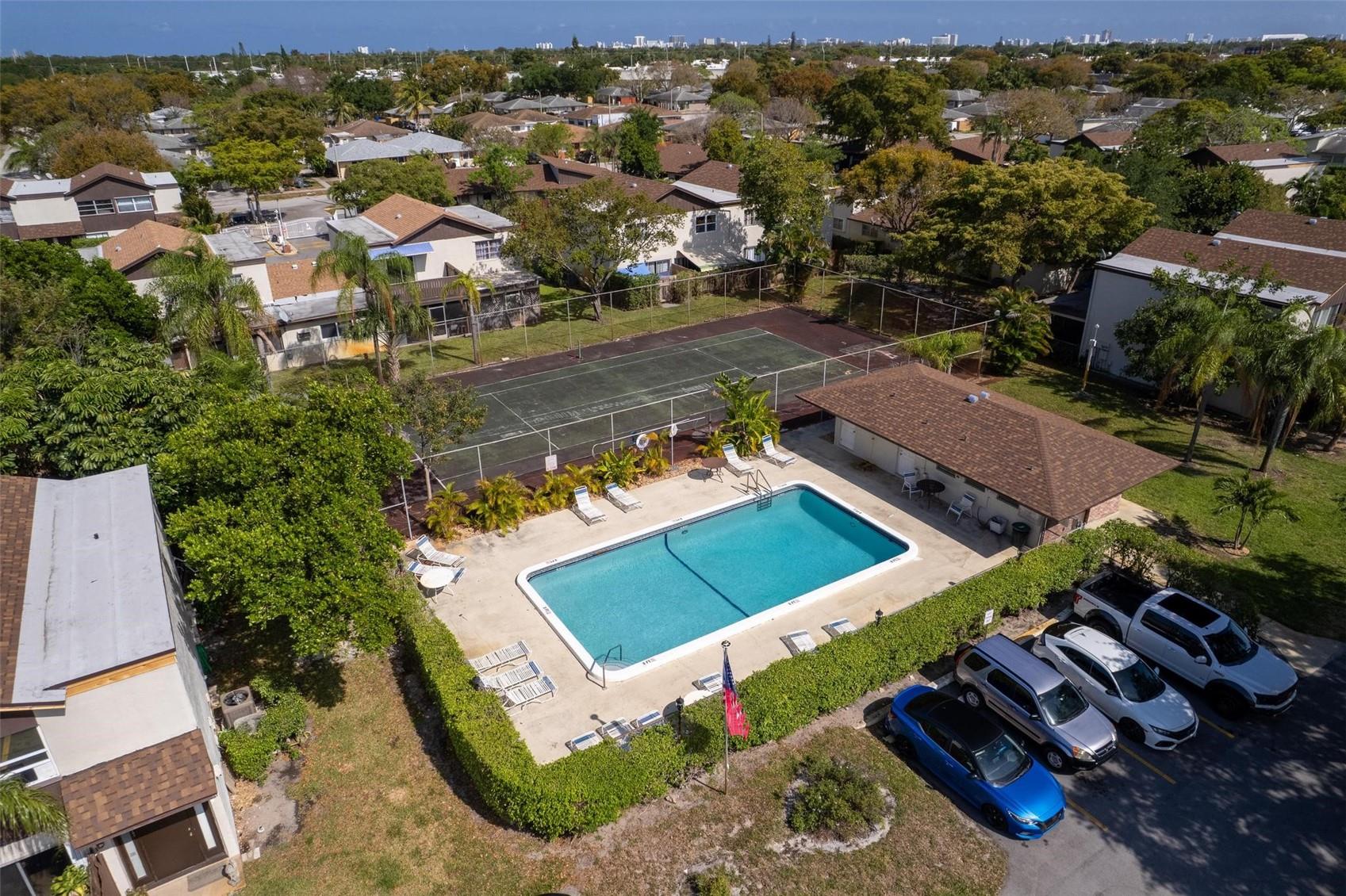 3200 NW 5th Ter 33