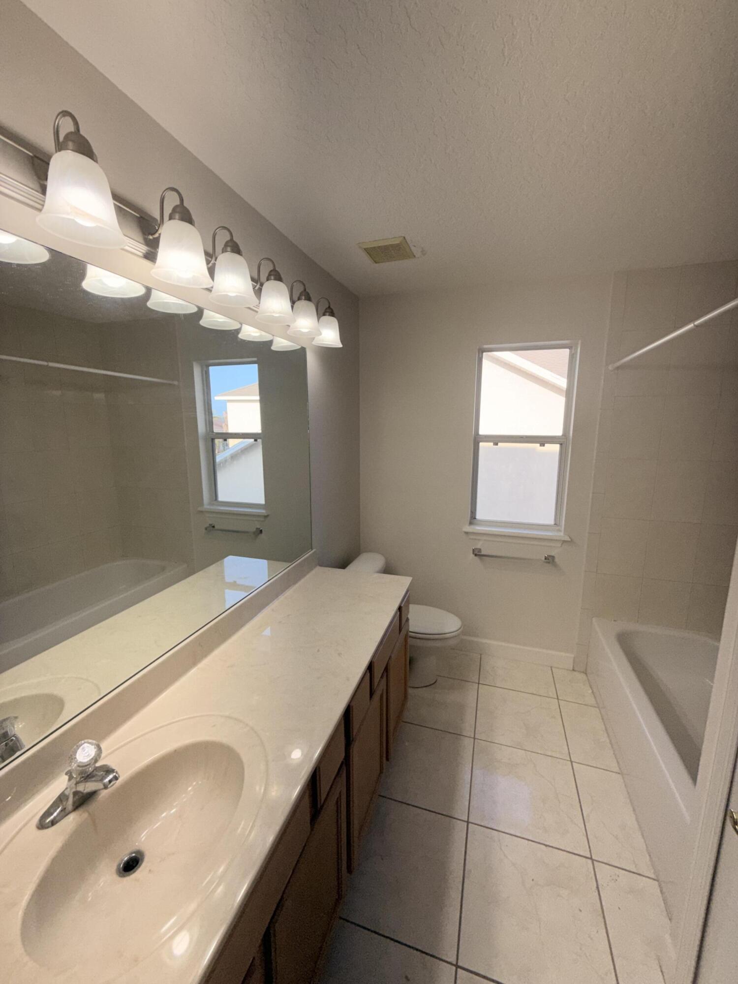 OAKS PH 1 B2 - Residential