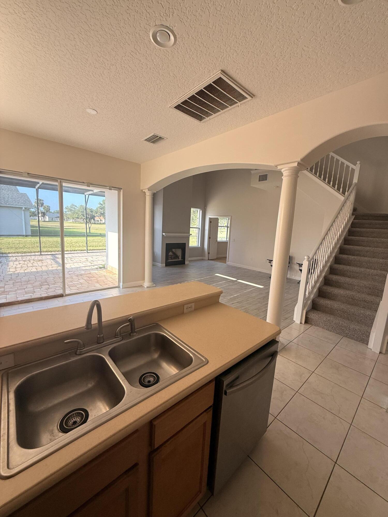 OAKS PH 1 B2 - Residential