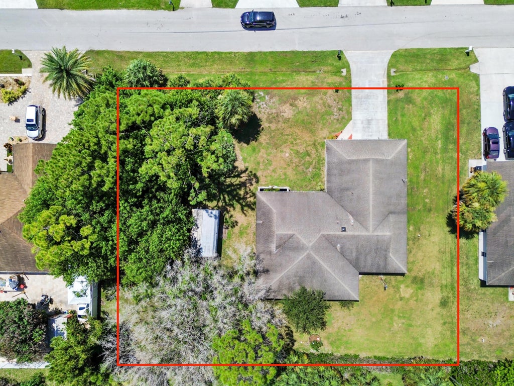 Photo of 2525 SW Grotto Circle, Port Saint Lucie, FL 34953 (MLS # B26063809)