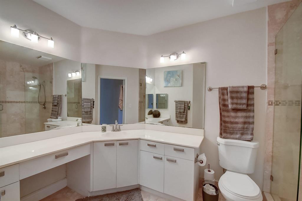 BAYVIEW VILLAGE E CONDO - Residential