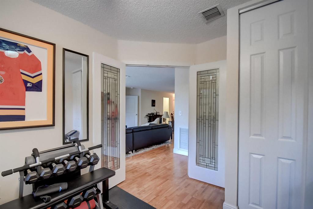 BAYVIEW VILLAGE E CONDO - Residential