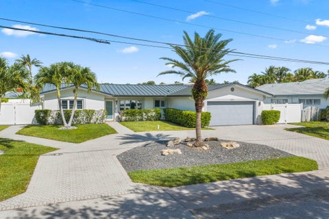 Tiny photo for 4021 NE 27th Terrace, Lighthouse Point, FL 33064 (MLS # B26037622)