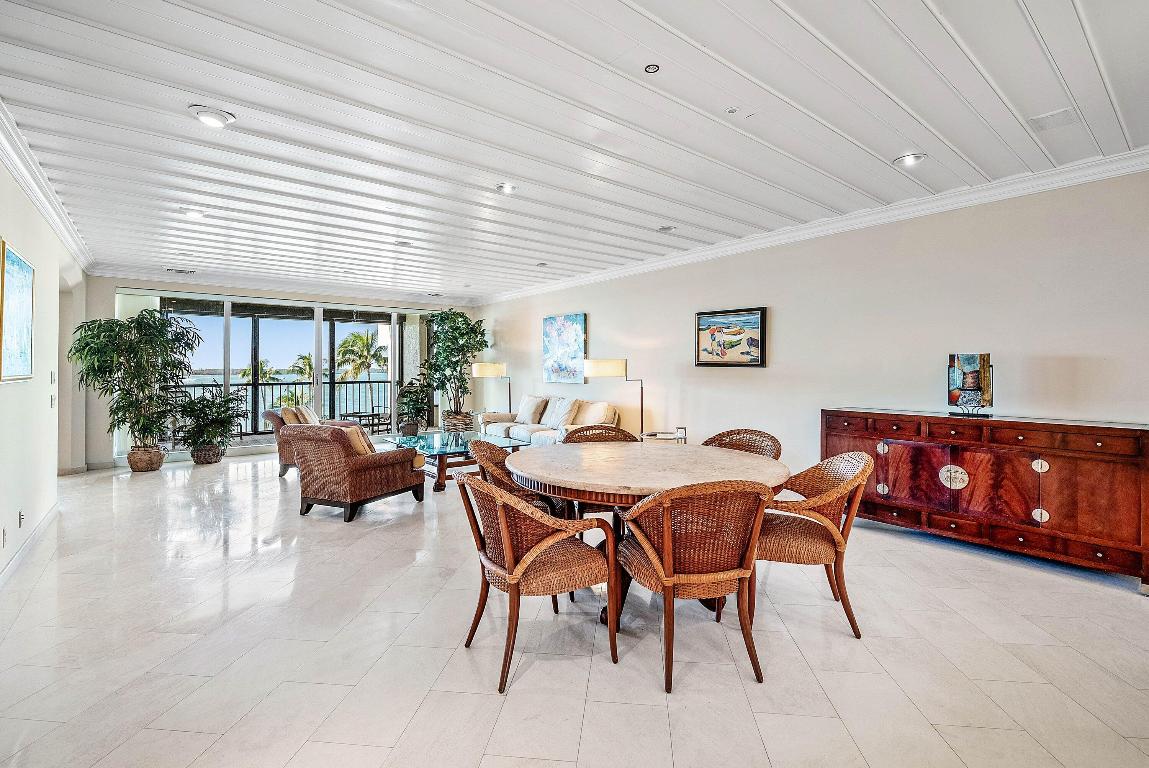 2824 SE Dune Drive 2302