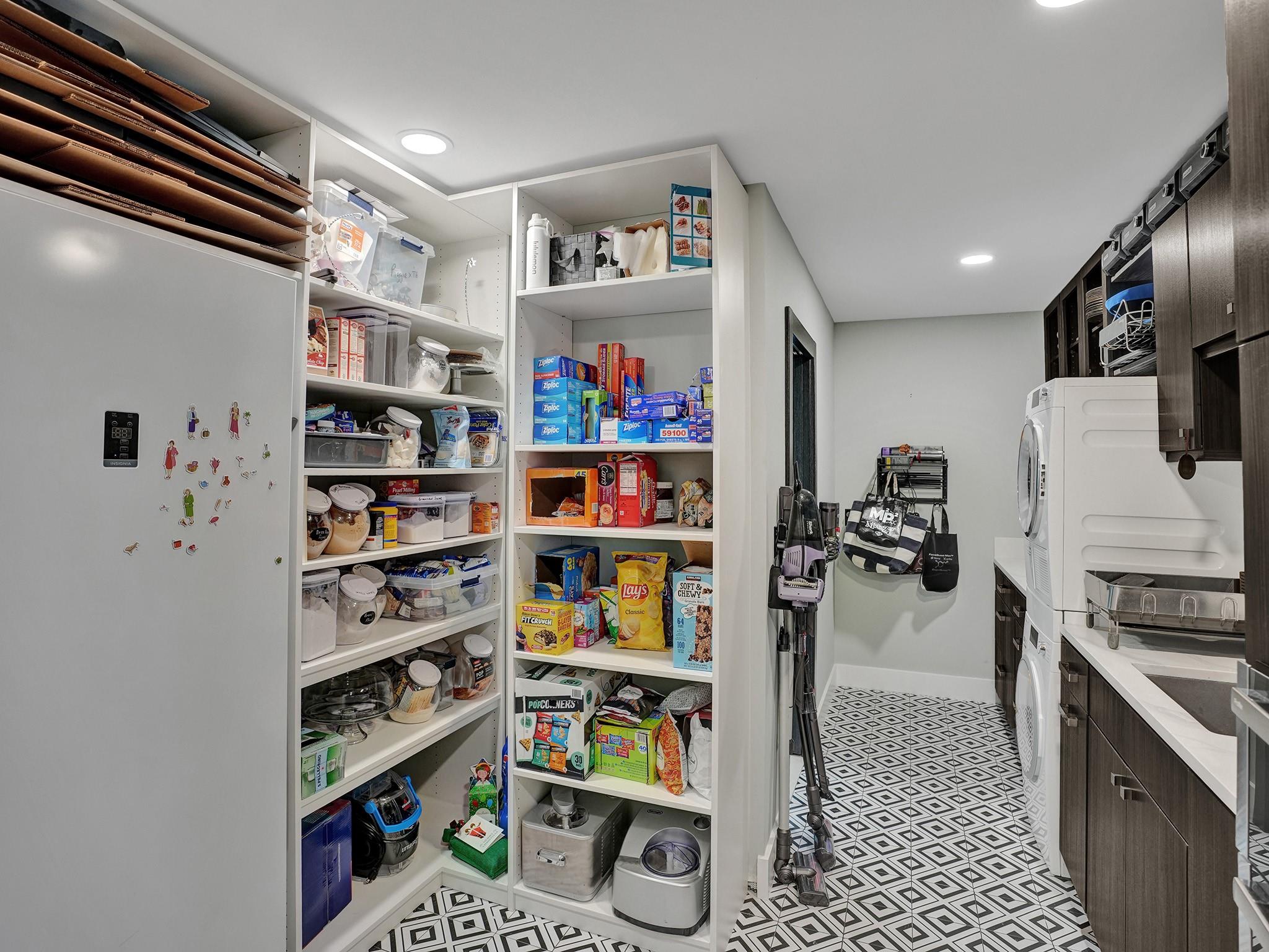 The Landings First Sec 56 - Residential