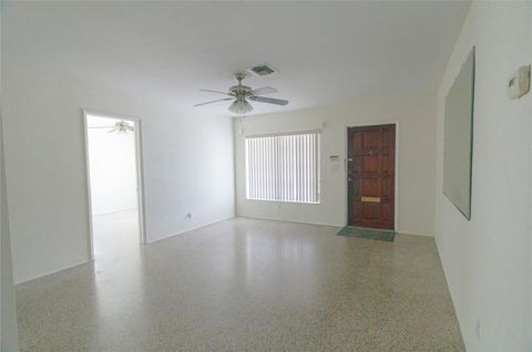 Single Family Residence in Fort Lauderdale FL 5456 4th Ave Ave 26.jpg