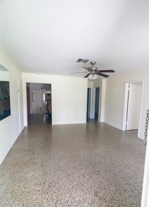 Single Family Residence in Fort Lauderdale FL 5456 4th Ave Ave 27.jpg