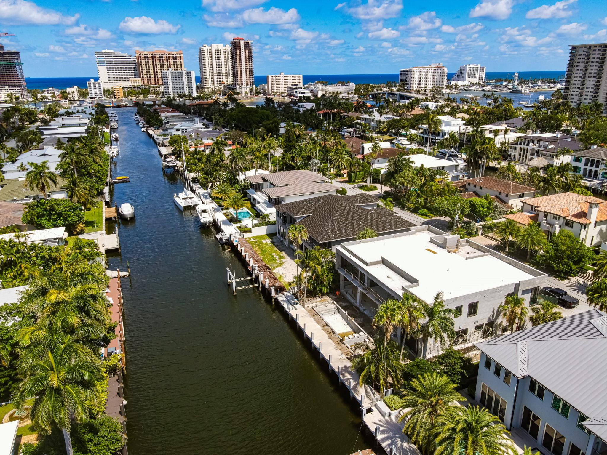 2405 Castilla Isle