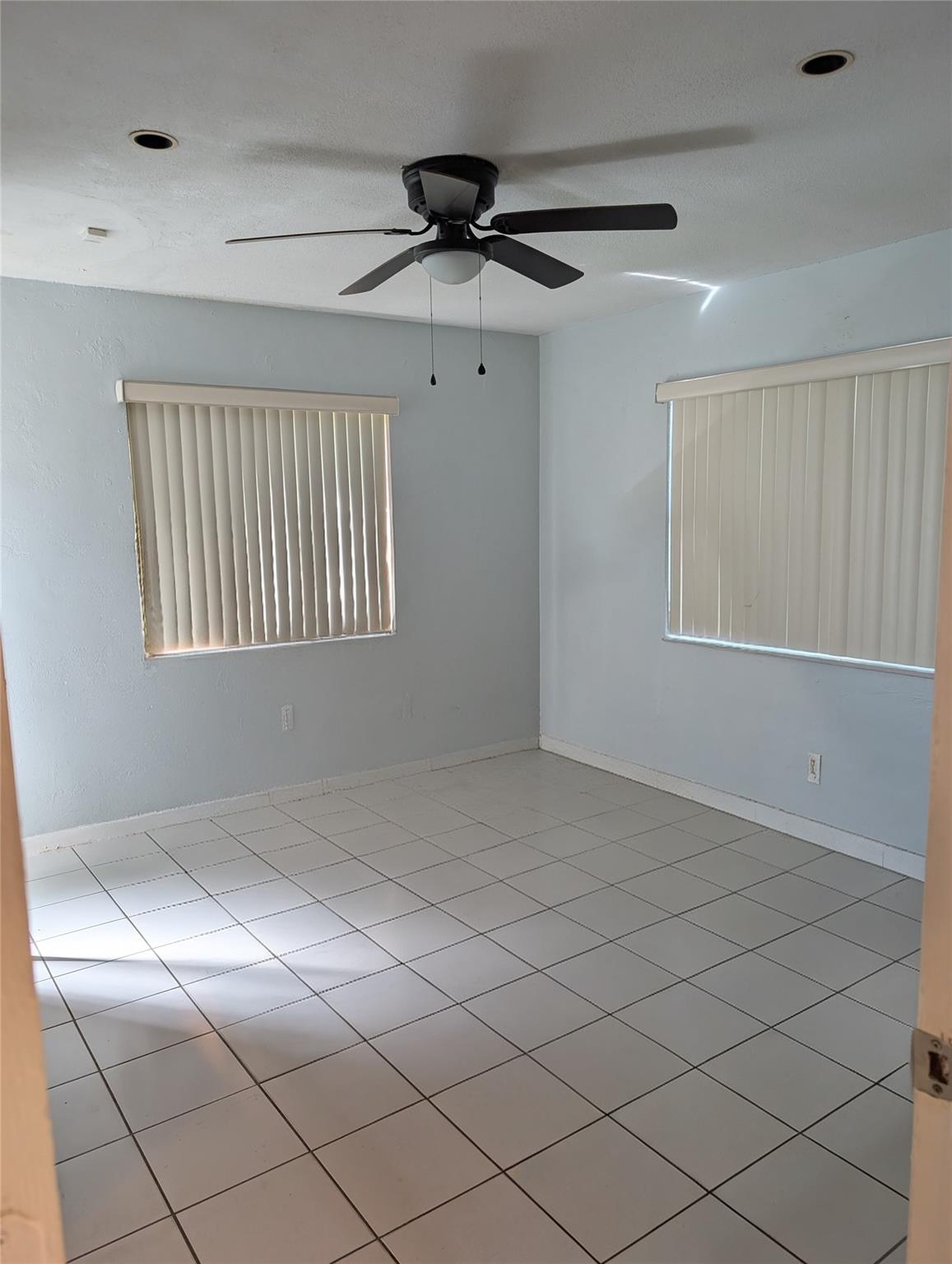 DELLS - Residential Lease