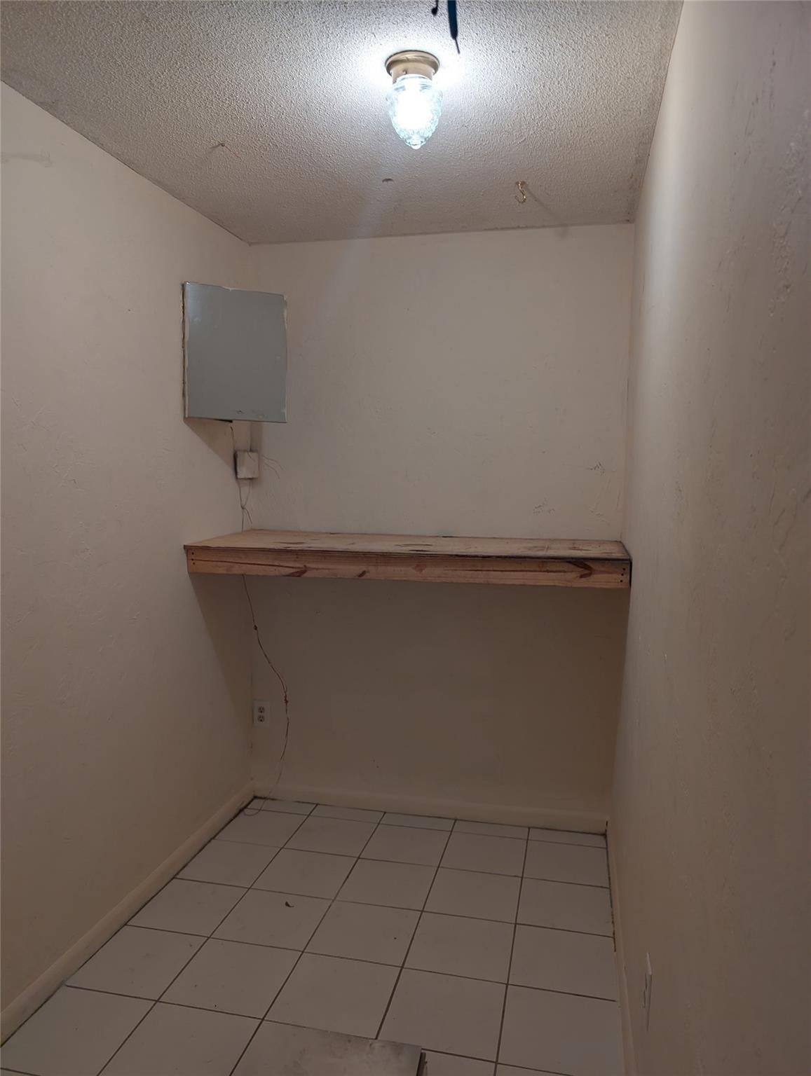 DELLS - Residential Lease