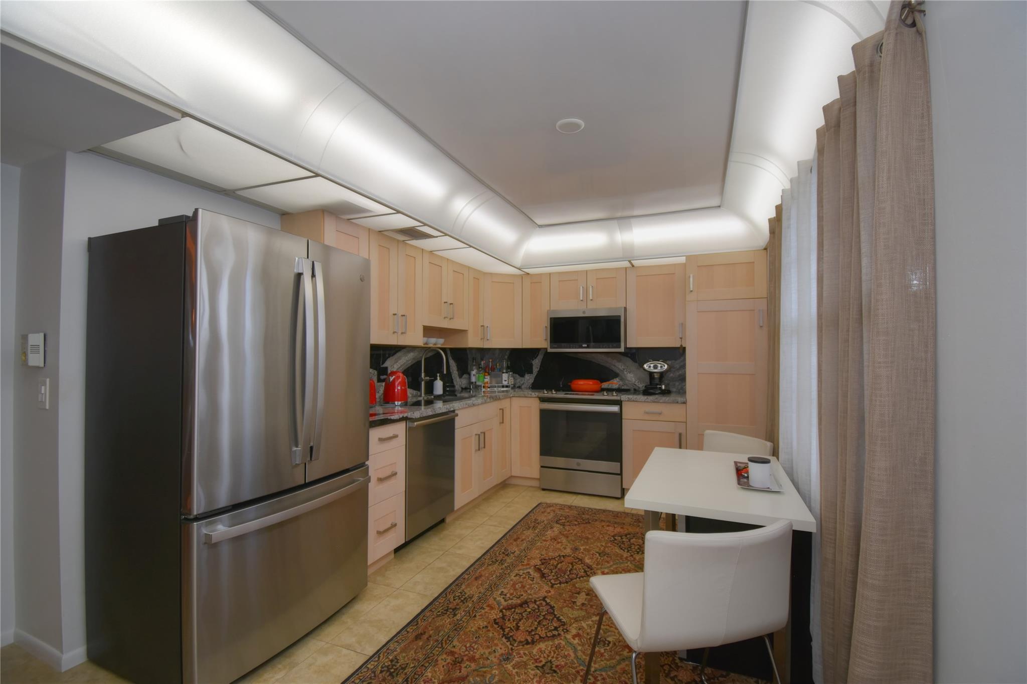 Palm Aire Country Club Ap - Residential