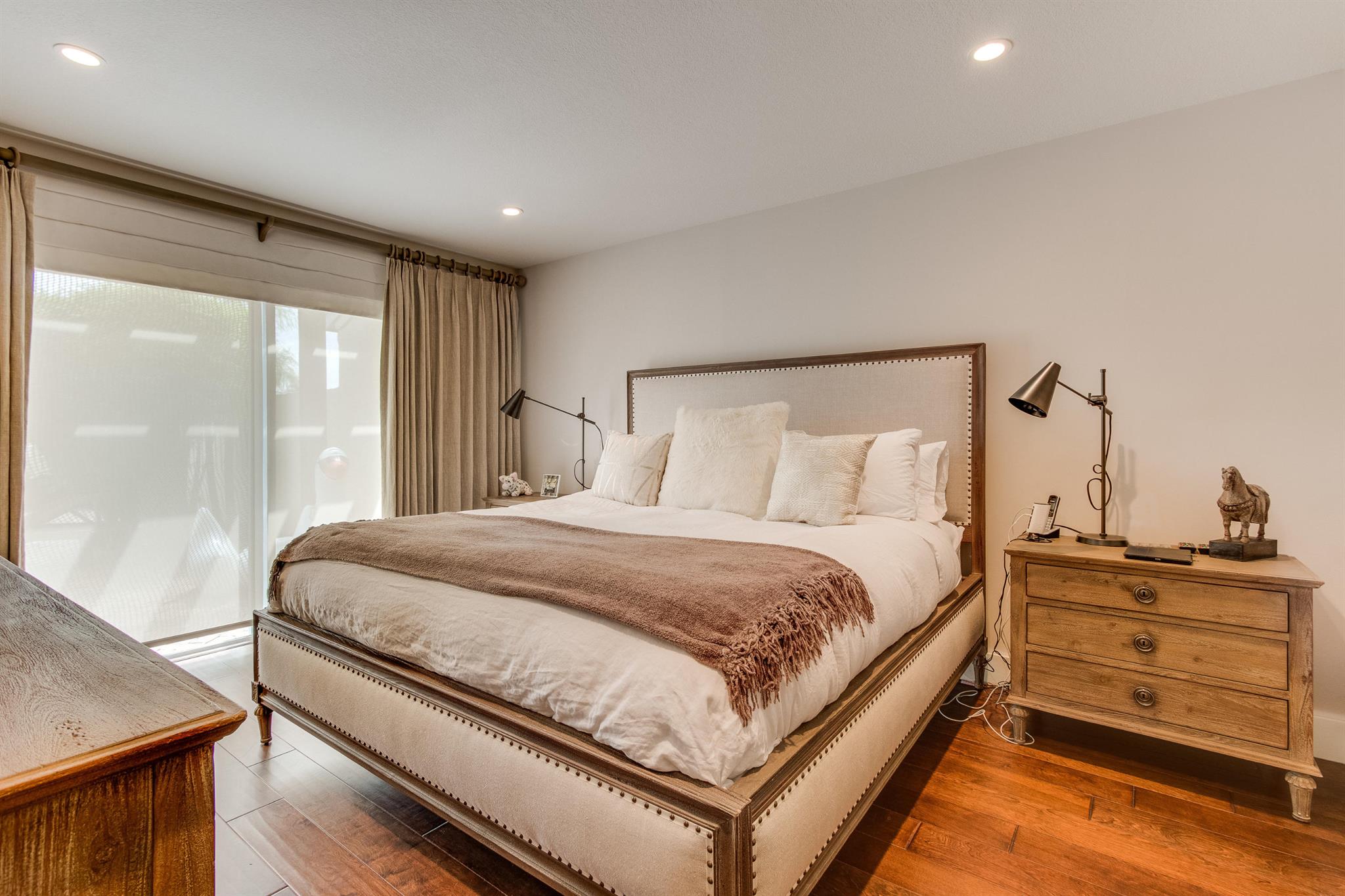 LAS CASITAS 3 - Residential Lease