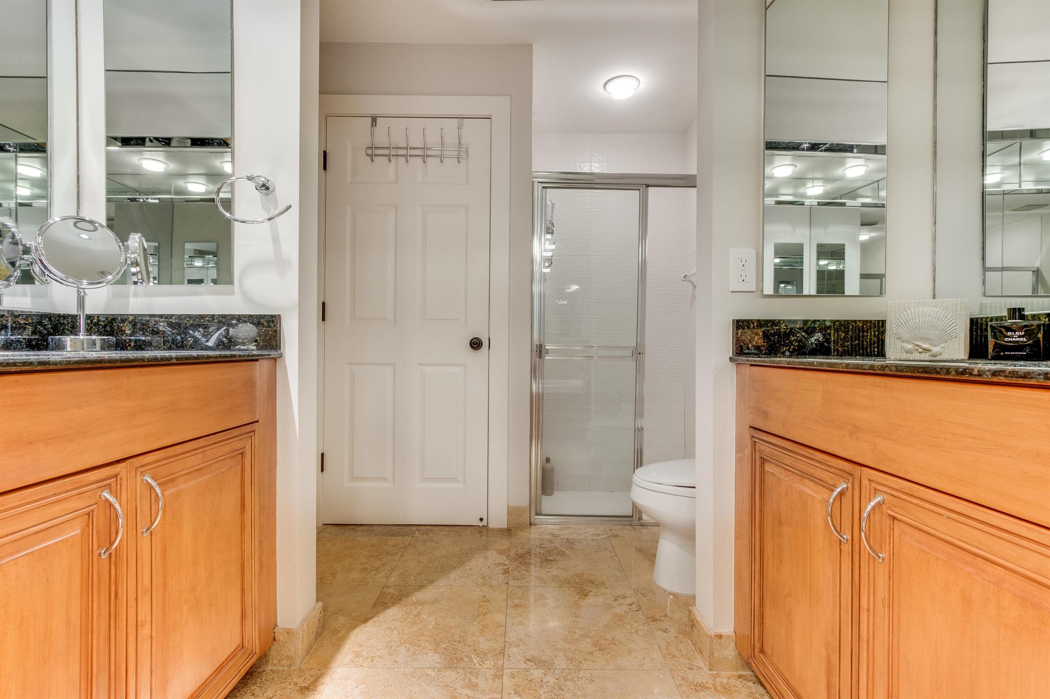 LAS CASITAS 3 - Residential Lease