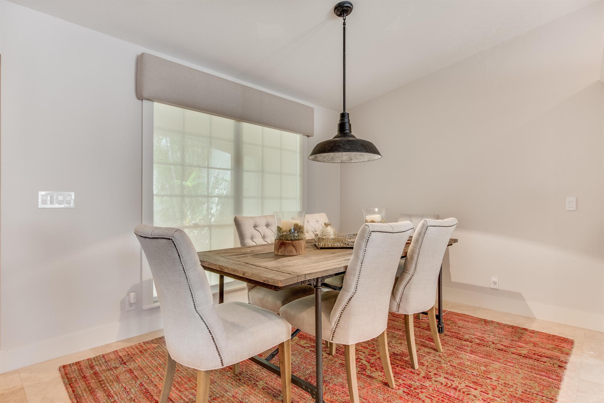 LAS CASITAS 3 - Residential Lease