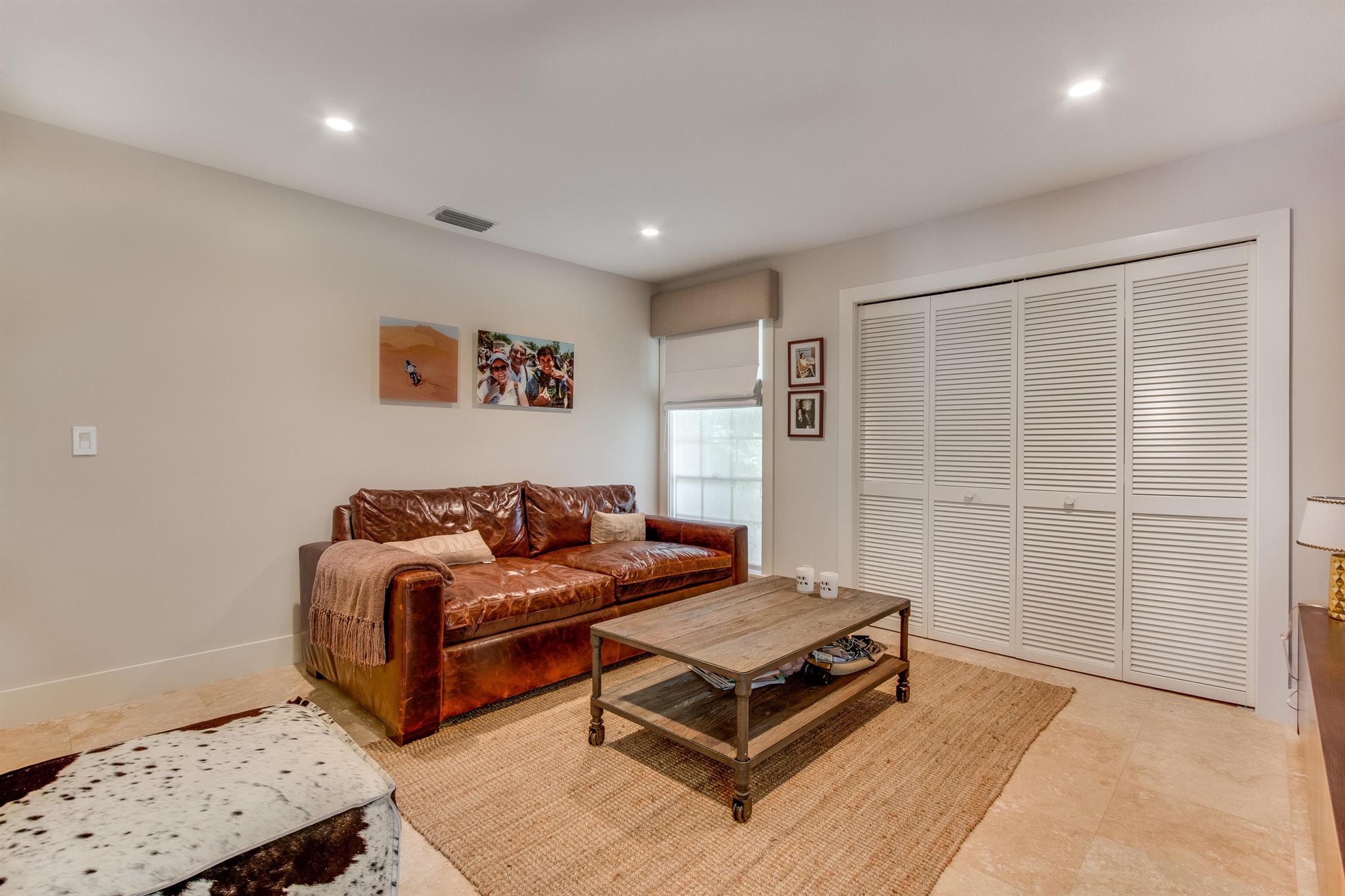 LAS CASITAS 3 - Residential Lease