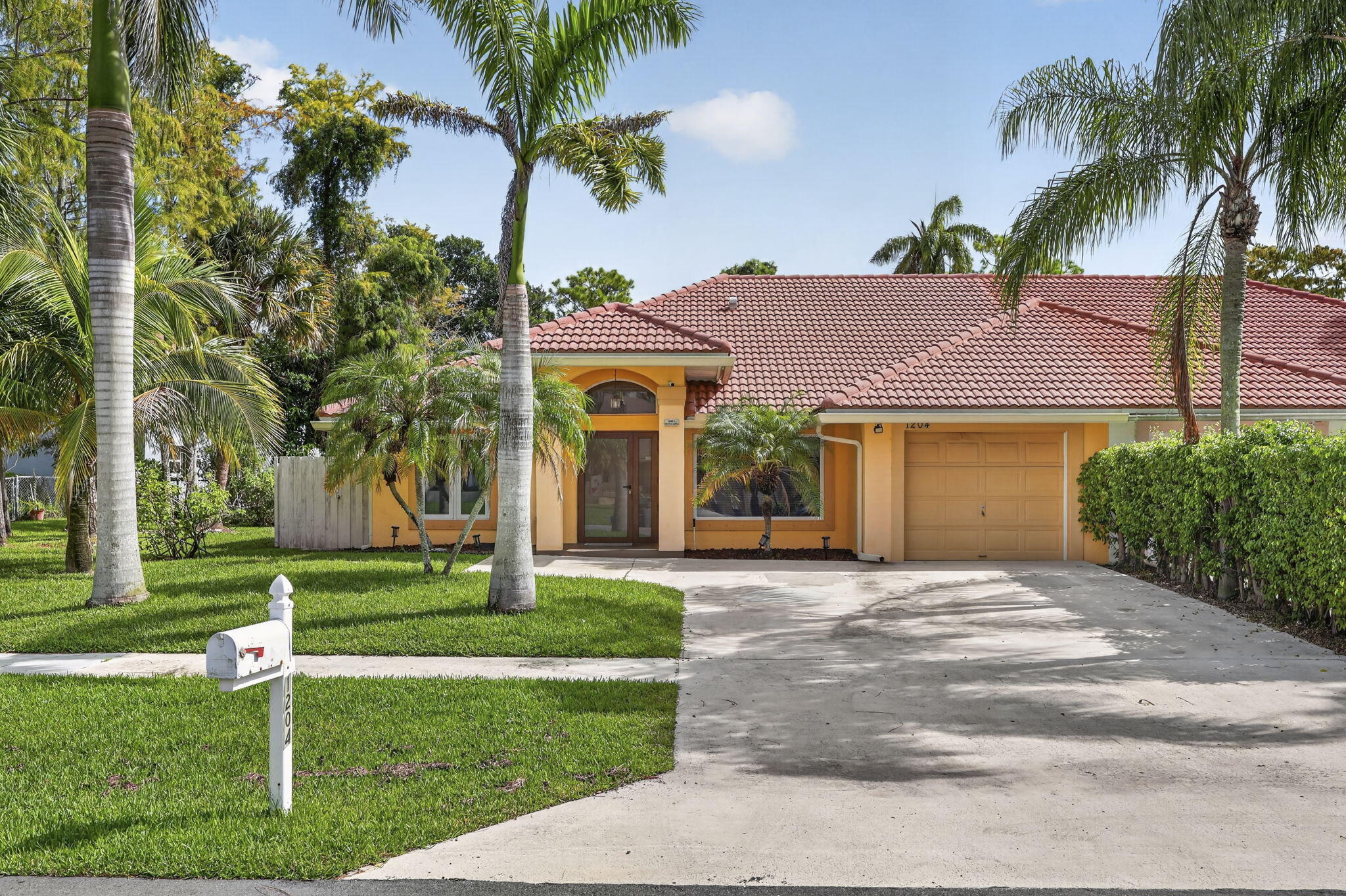 1204 Mulberry Place