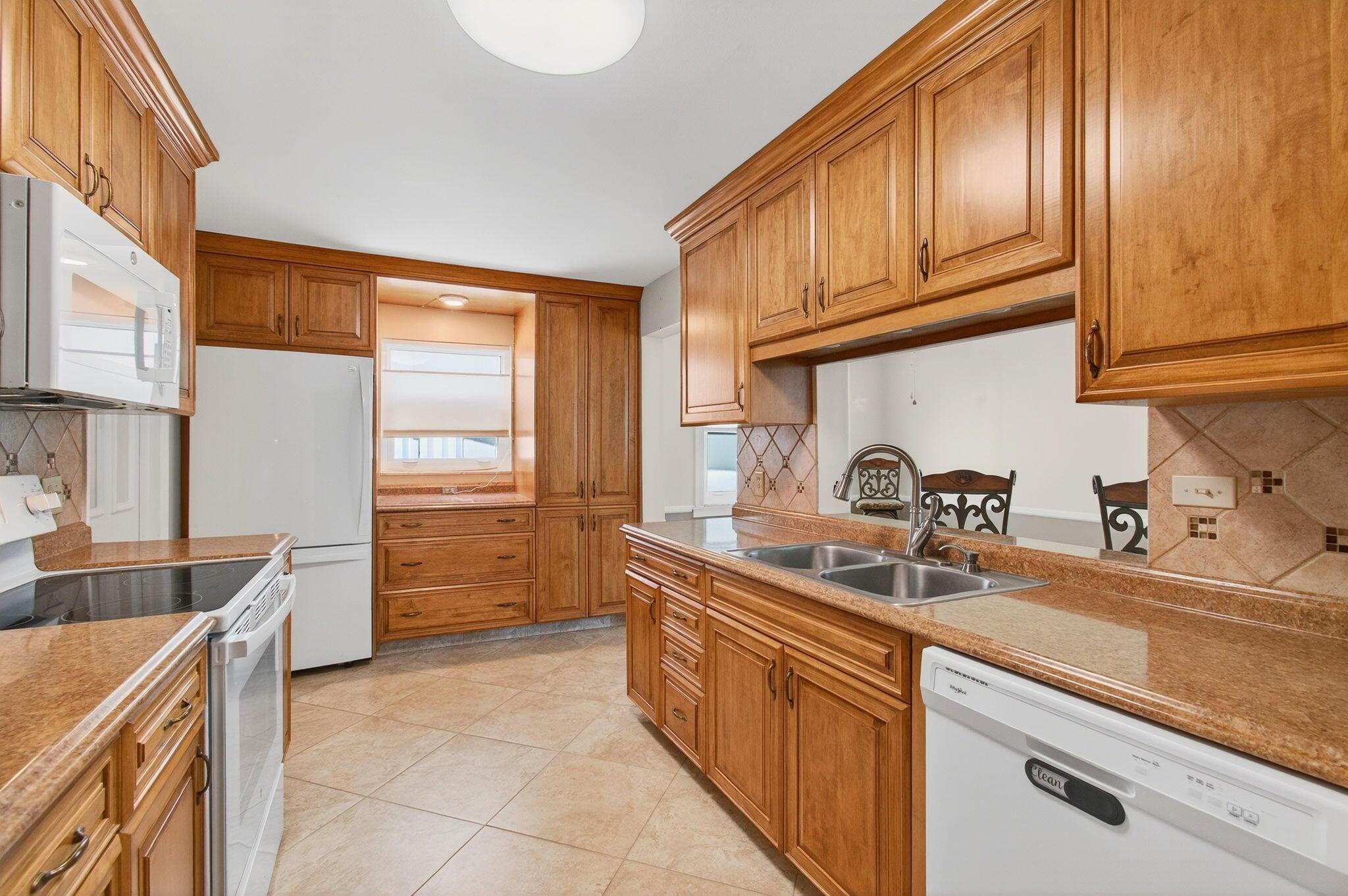 710 SW 16th Street
