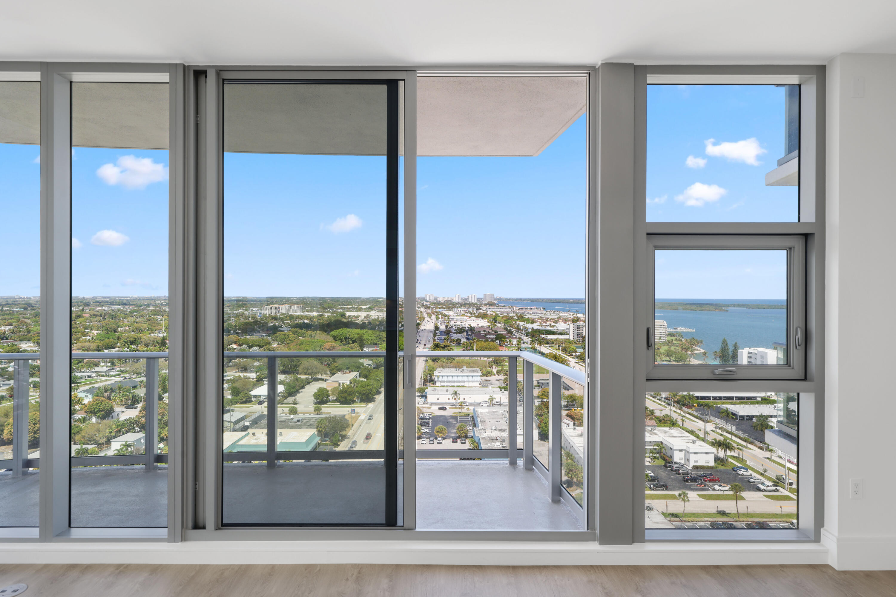 NAUTILUS 220 CONDO - Residential