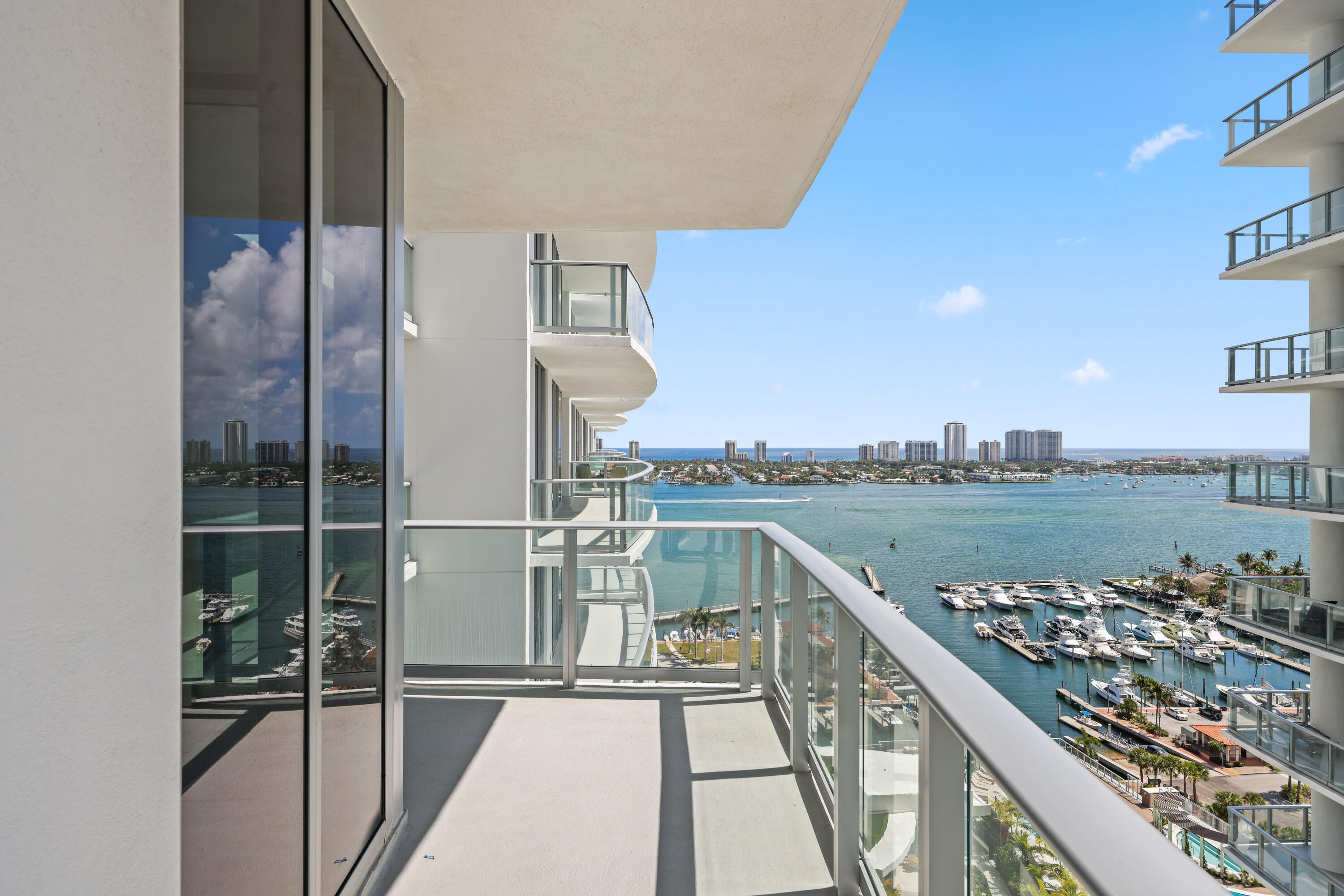 NAUTILUS 220 CONDO - Residential