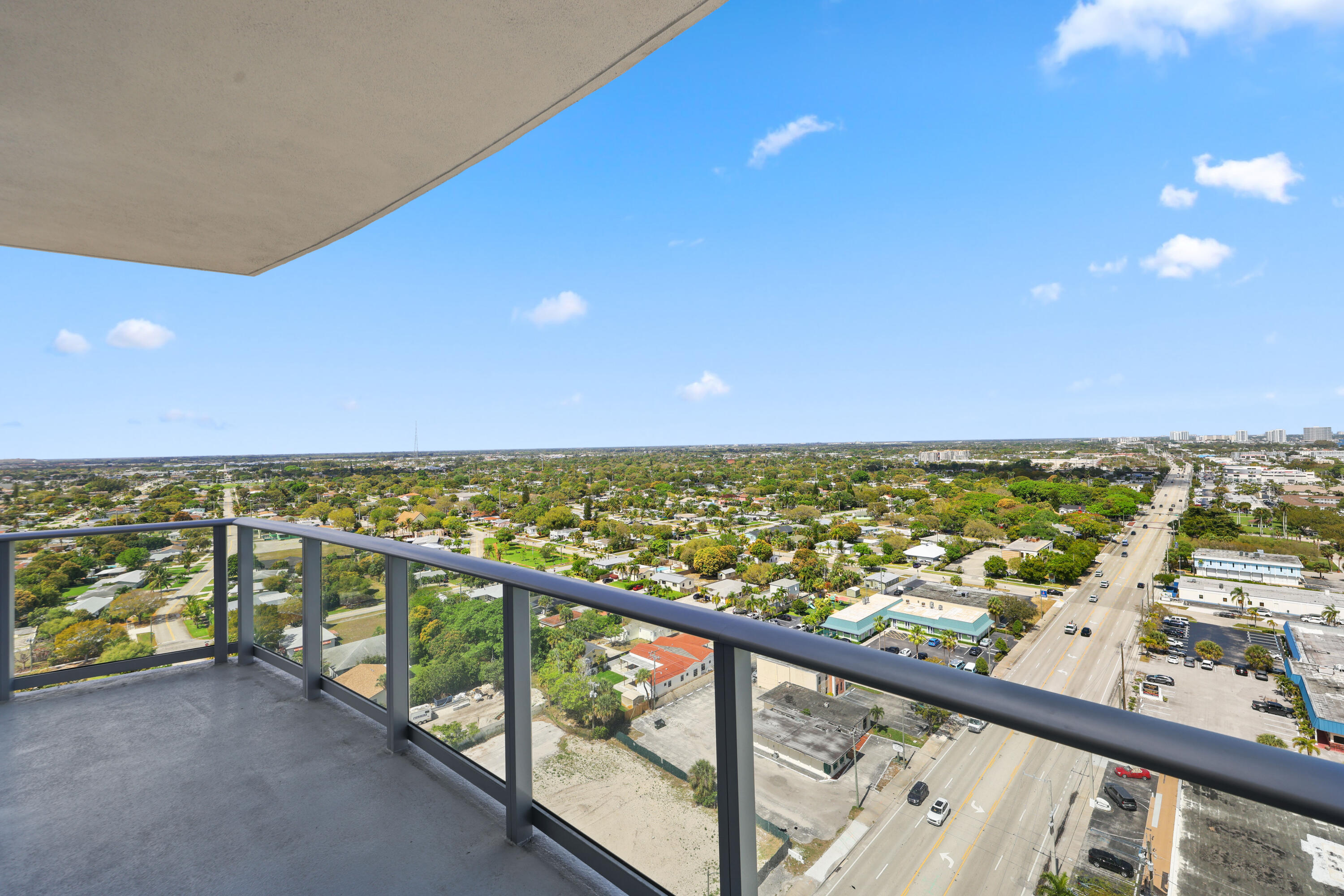 NAUTILUS 220 CONDO - Residential