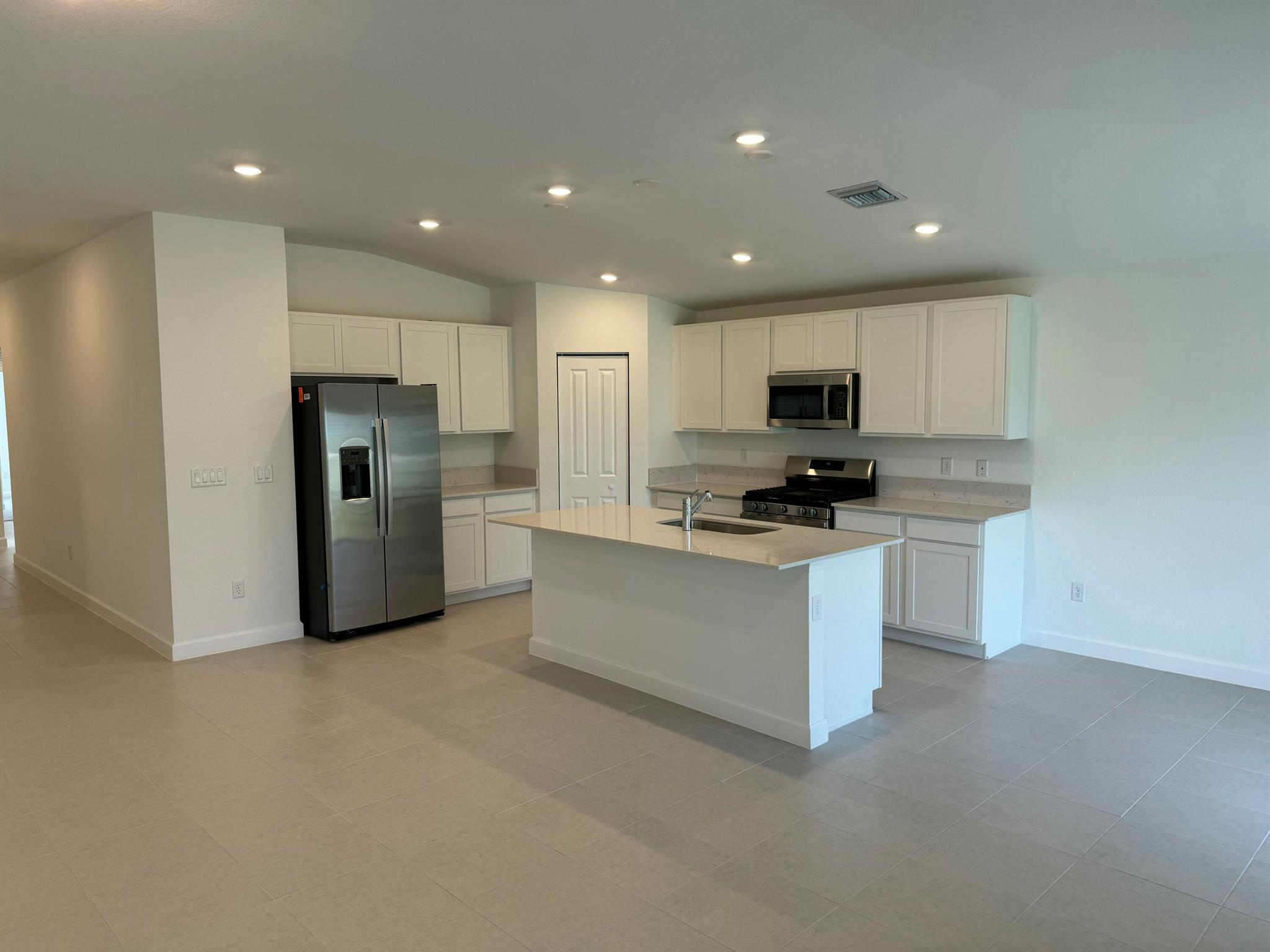 LTC RANCH WEST POD 2 PHAS - Residential Lease