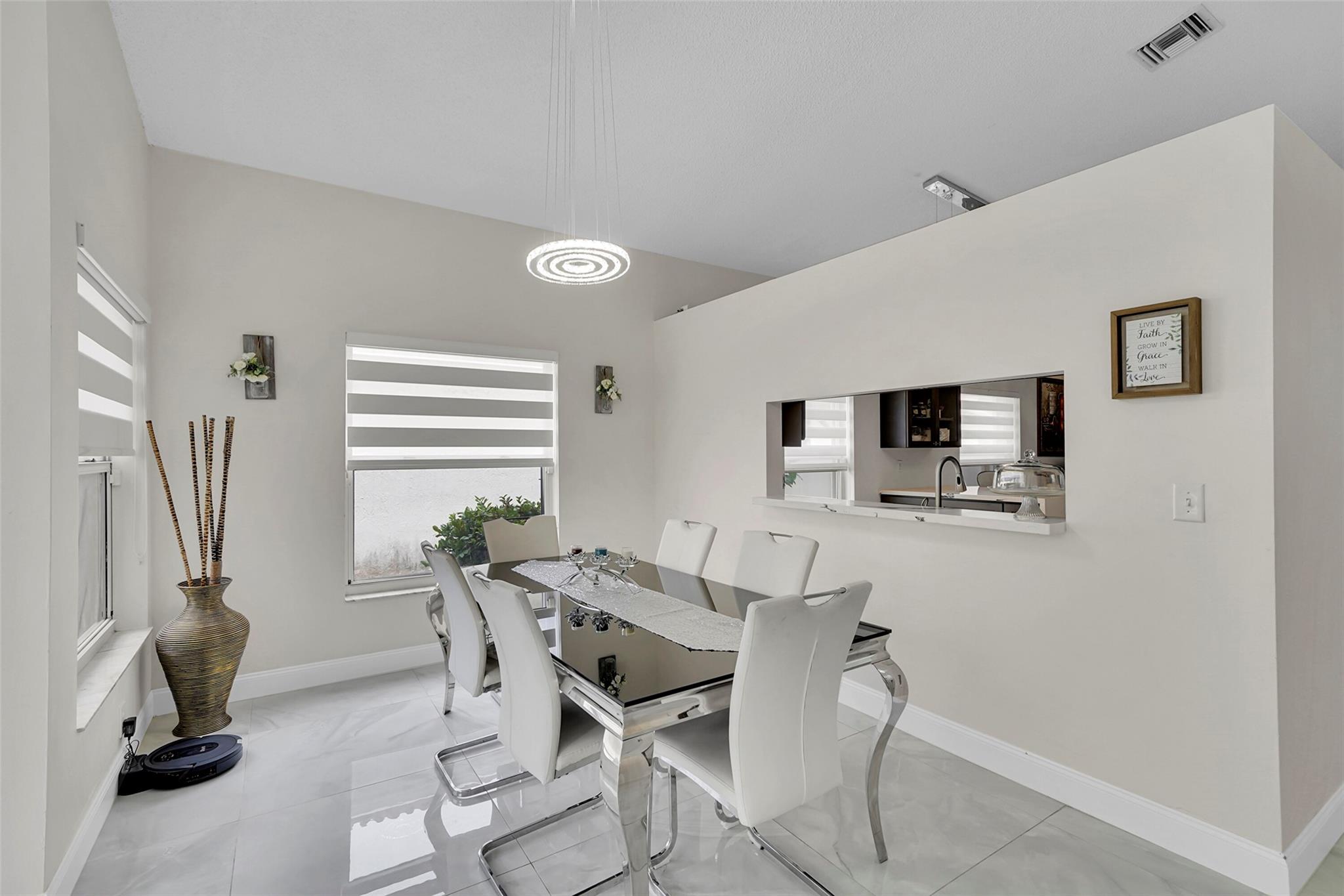 Kensington South 155-15 B - Residential