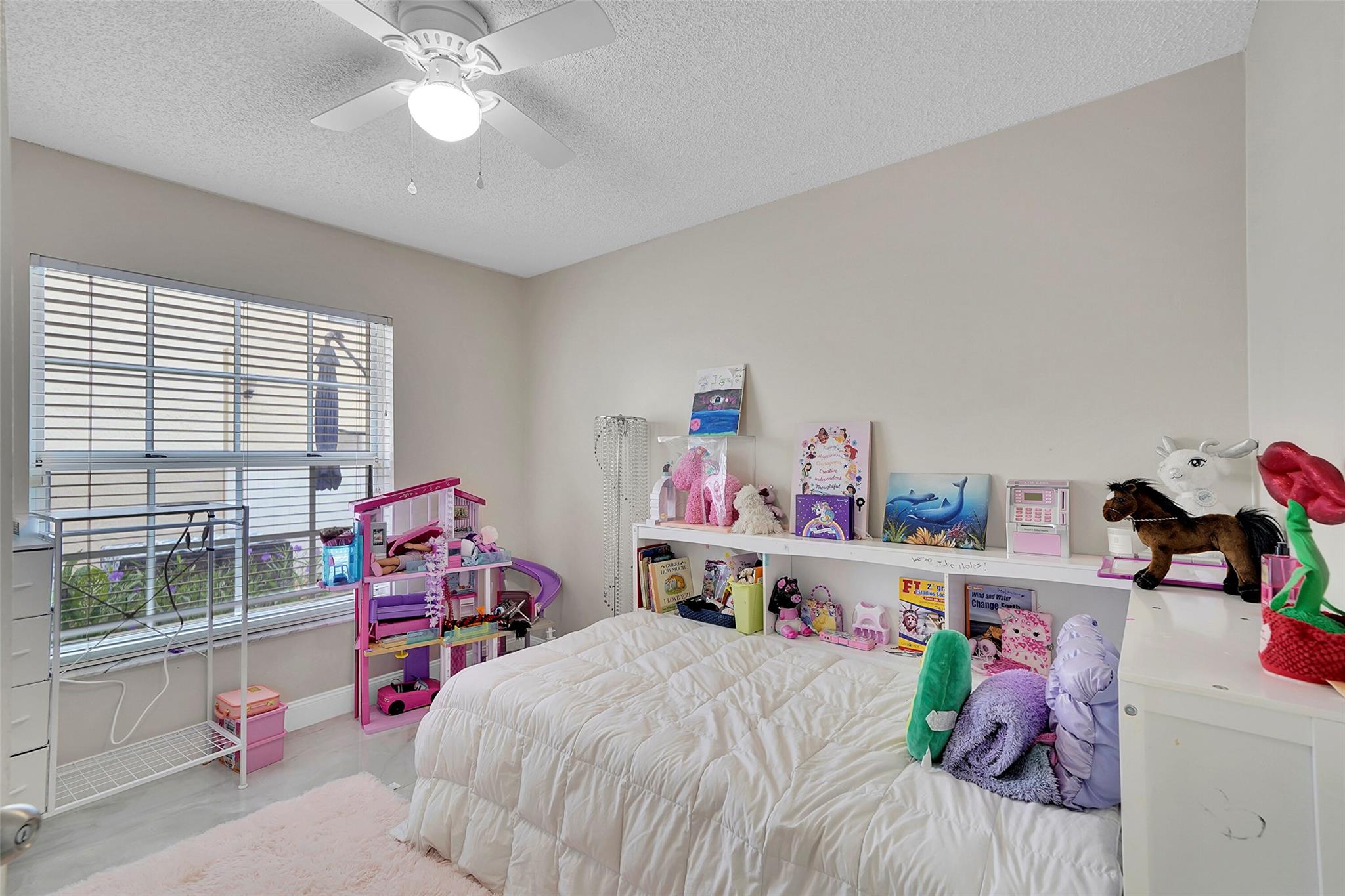 Kensington South 155-15 B - Residential