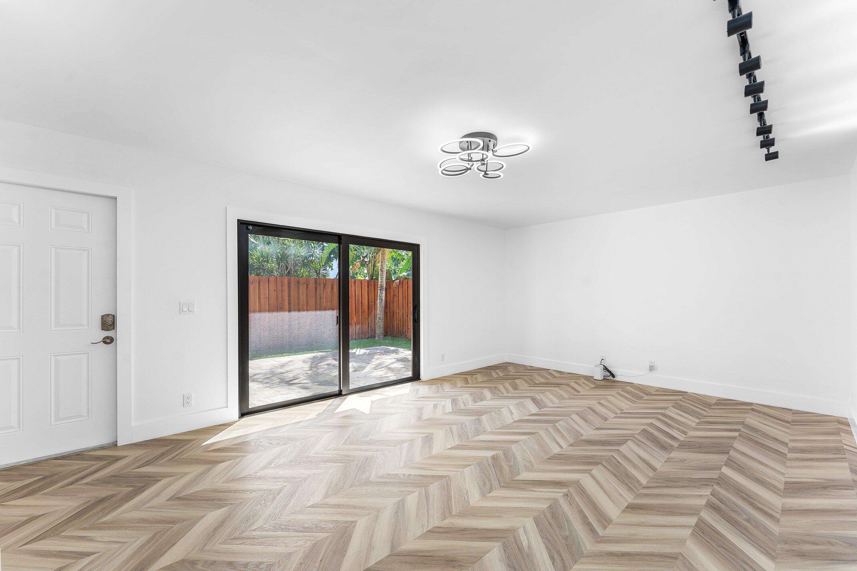 3007 San Clara Drive 5-B