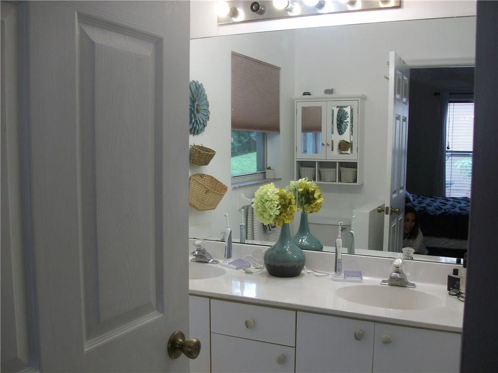 REGENCY LAKE - Residential