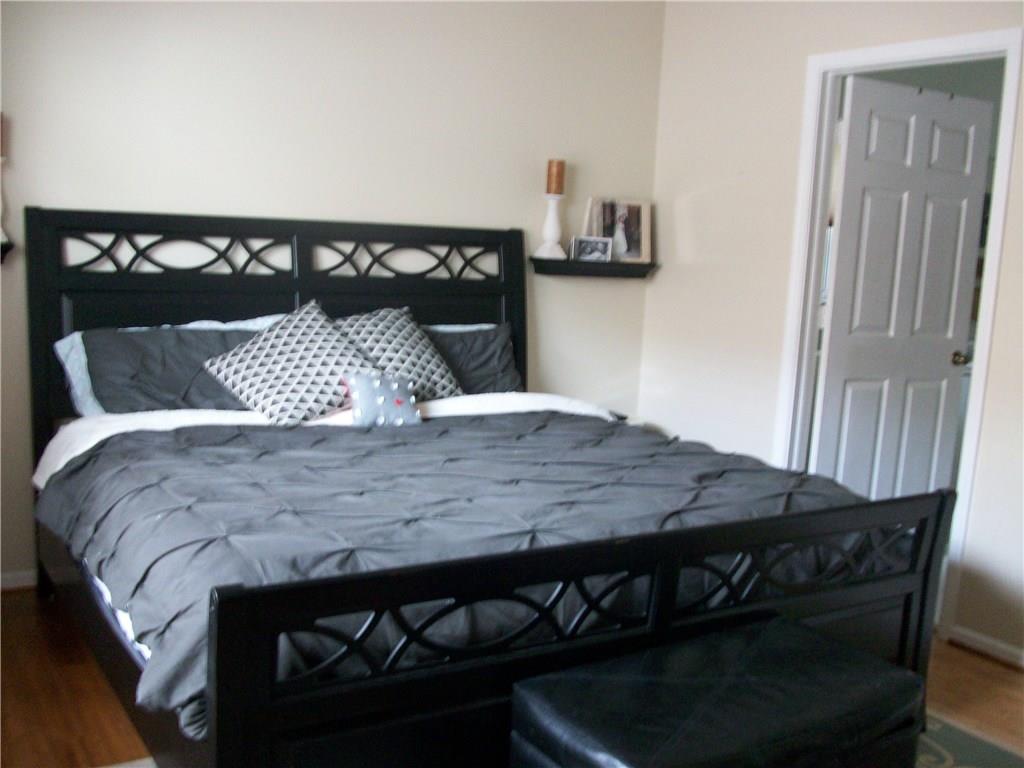 REGENCY LAKE - Residential