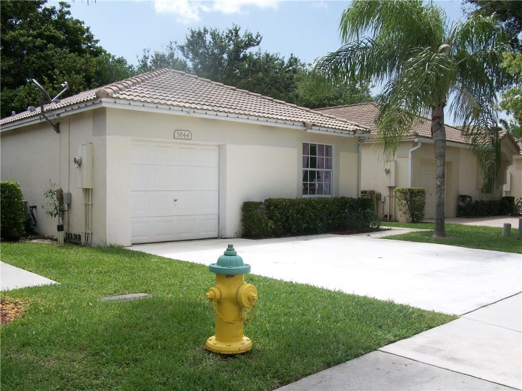 REGENCY LAKE - Residential