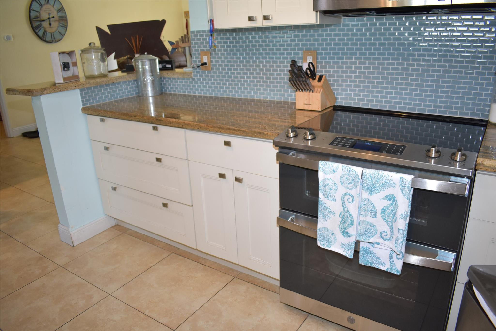 Lighthouse Point Ext 41-4 - Residential