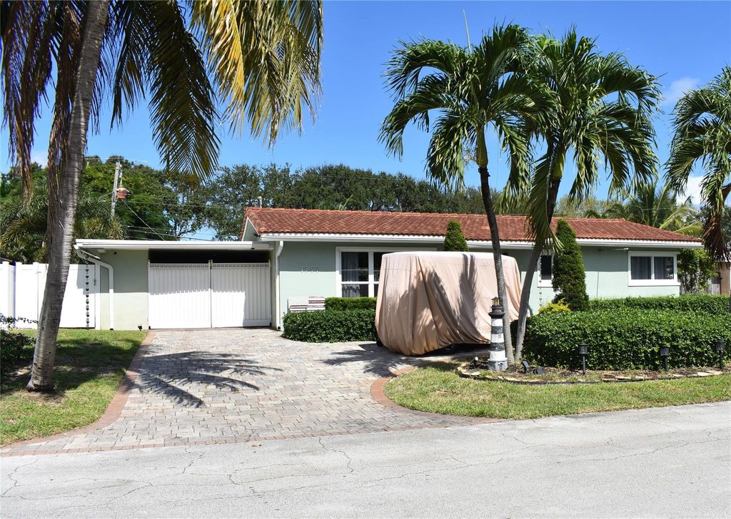 Photo of 1991 NE 34th St, Lighthouse Point, FL 33064 (MLS # F10532850)