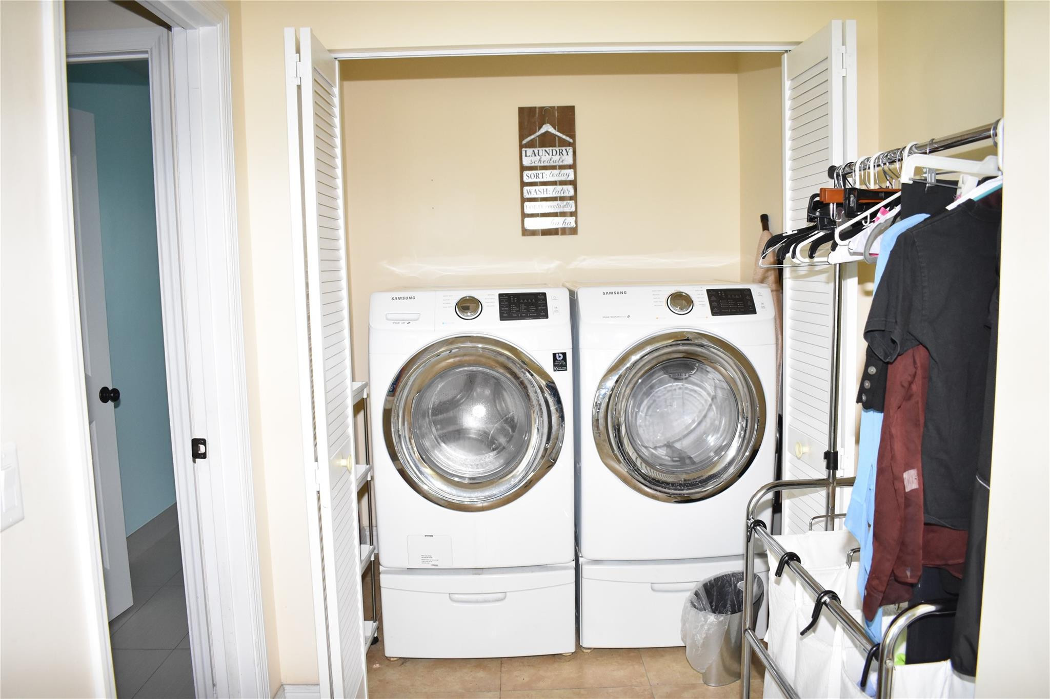 Lighthouse Point Ext 41-4 - Residential