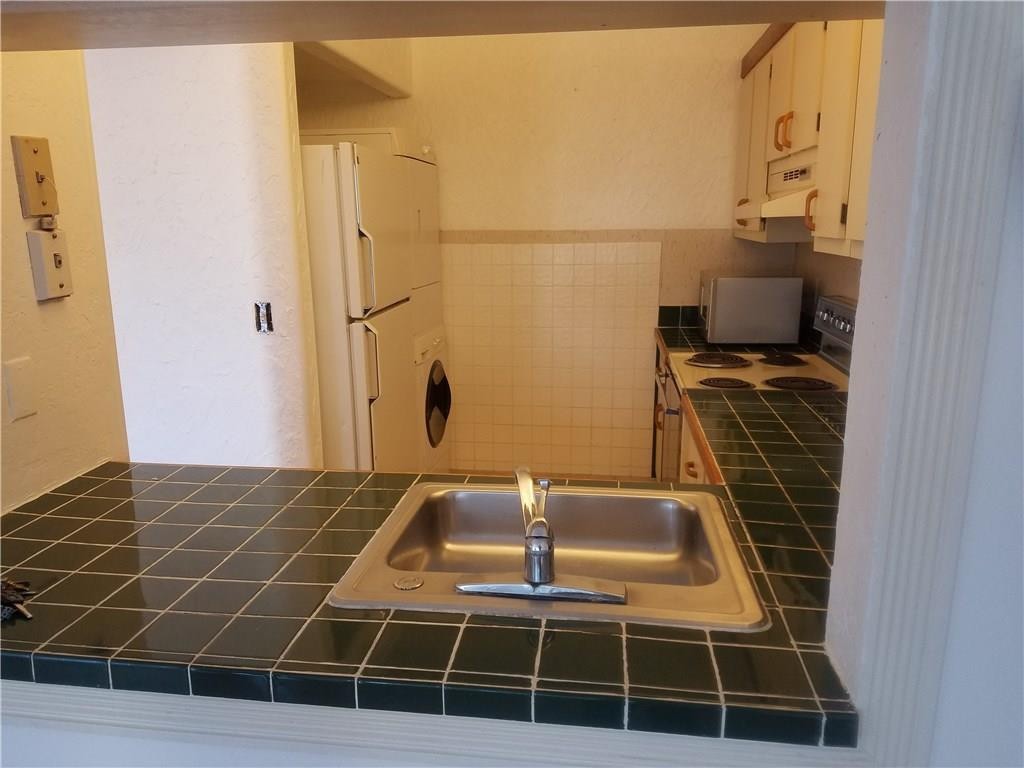 Winding Lake at Welleby - Residential