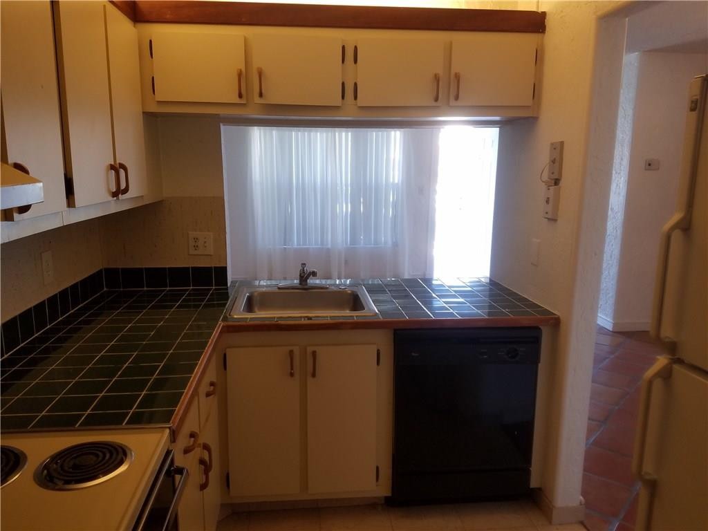 Winding Lake at Welleby - Residential