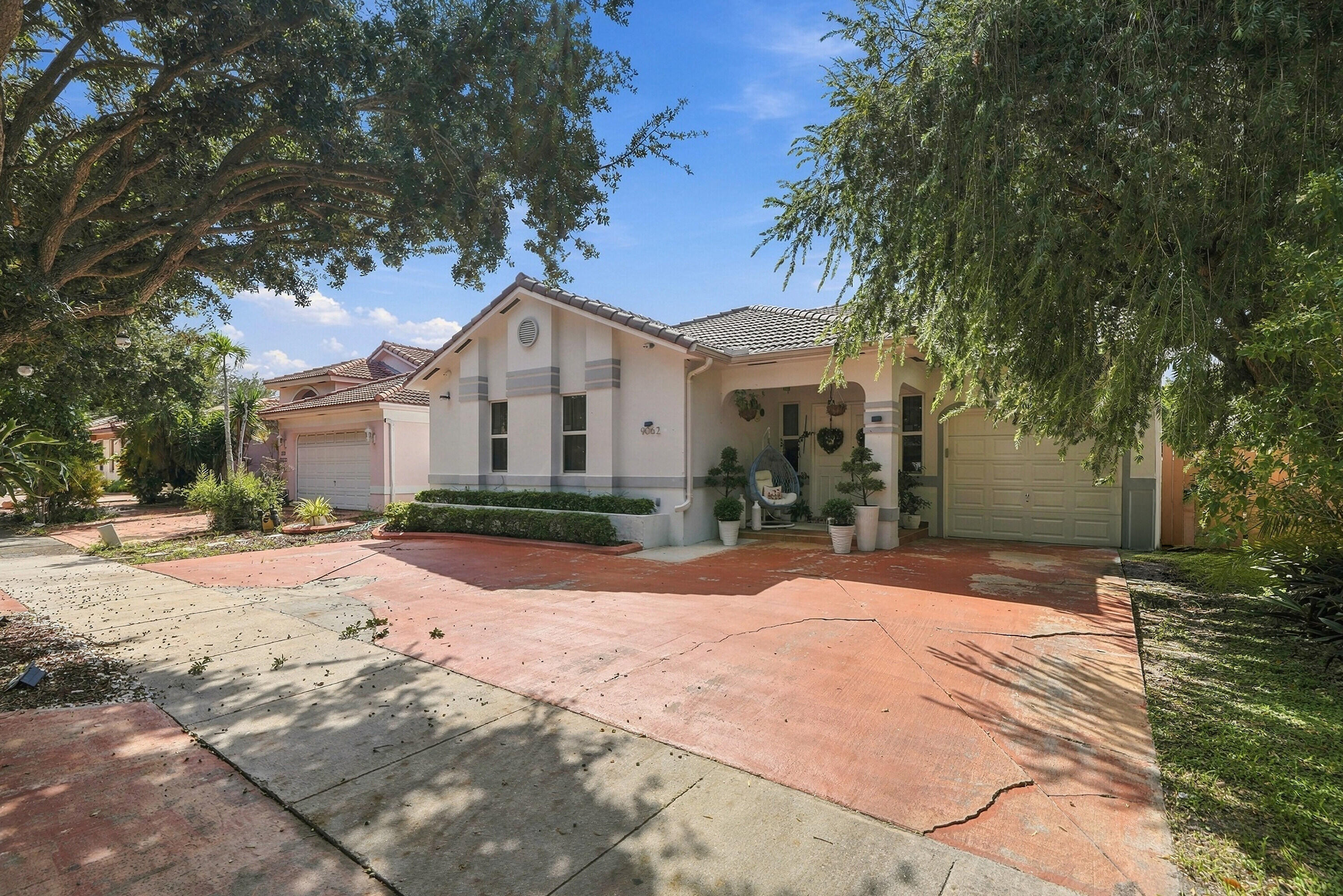 9062 NW 148TH Terrace