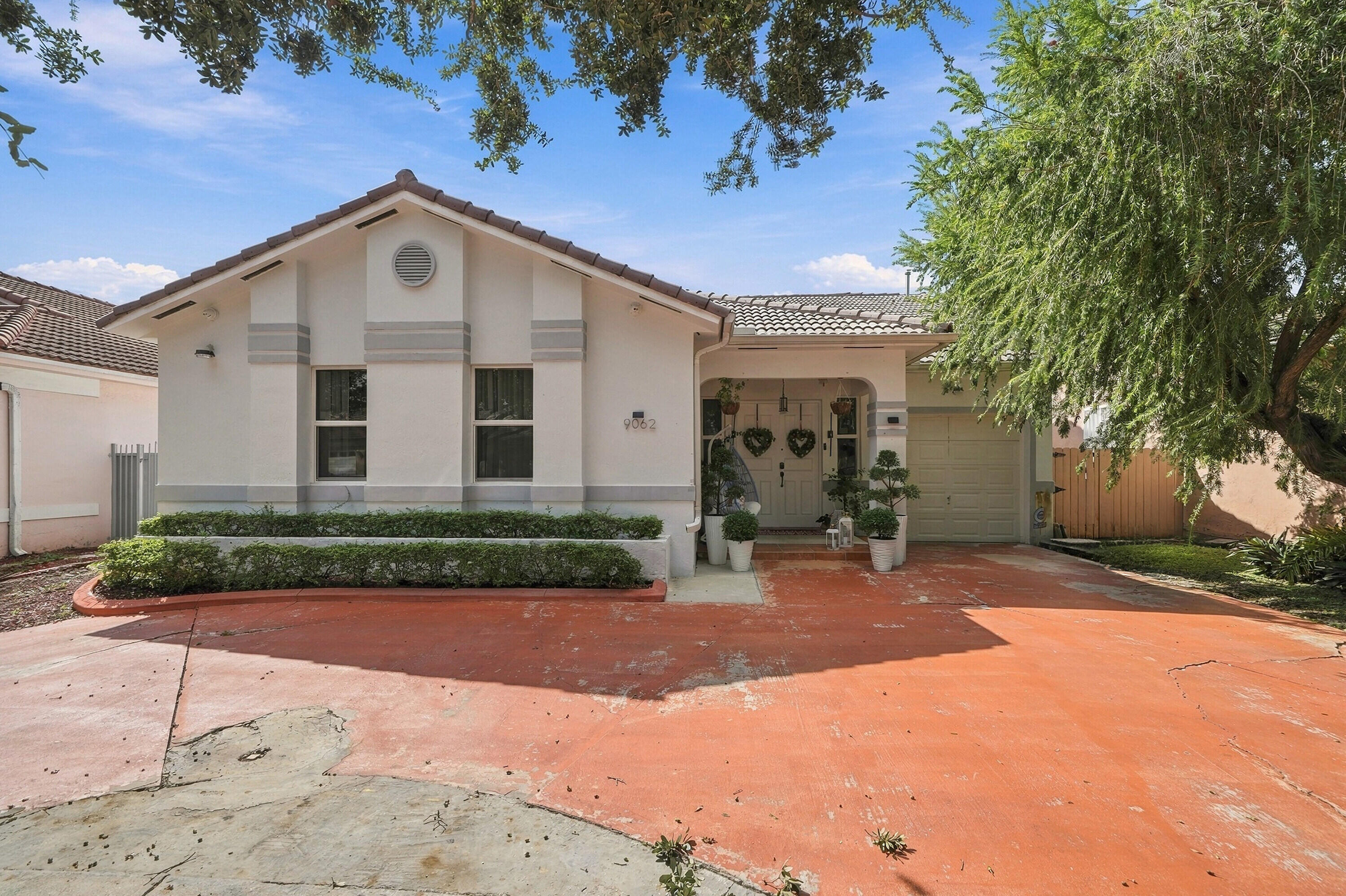 9062 NW 148TH Terrace