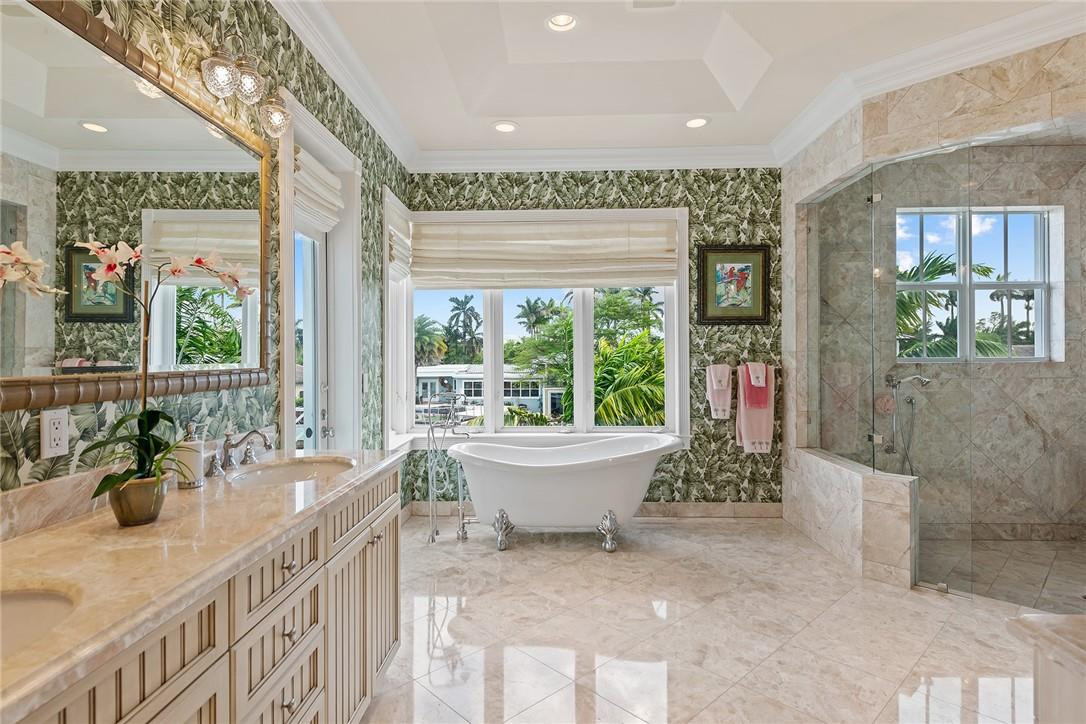 BEACON LIGHT SHOPPING CTR - Residential