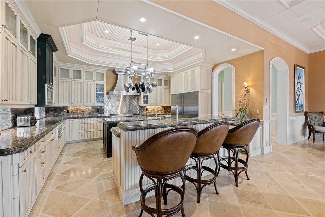 BEACON LIGHT SHOPPING CTR - Residential