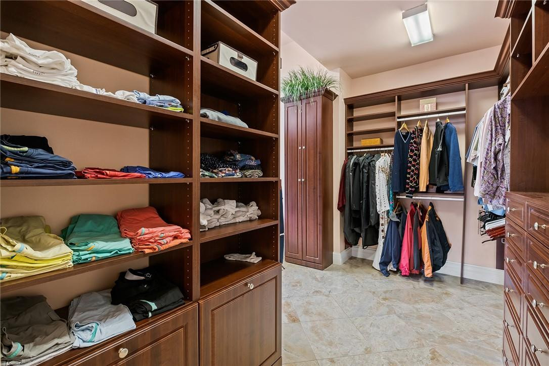 BEACON LIGHT SHOPPING CTR - Residential