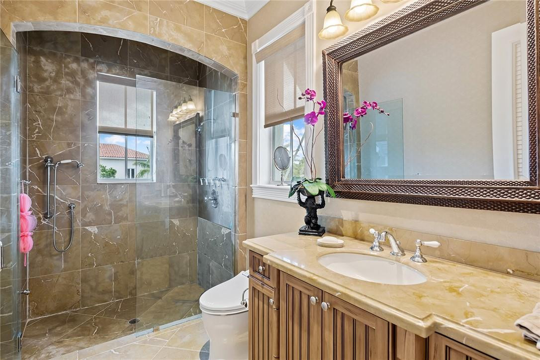 BEACON LIGHT SHOPPING CTR - Residential