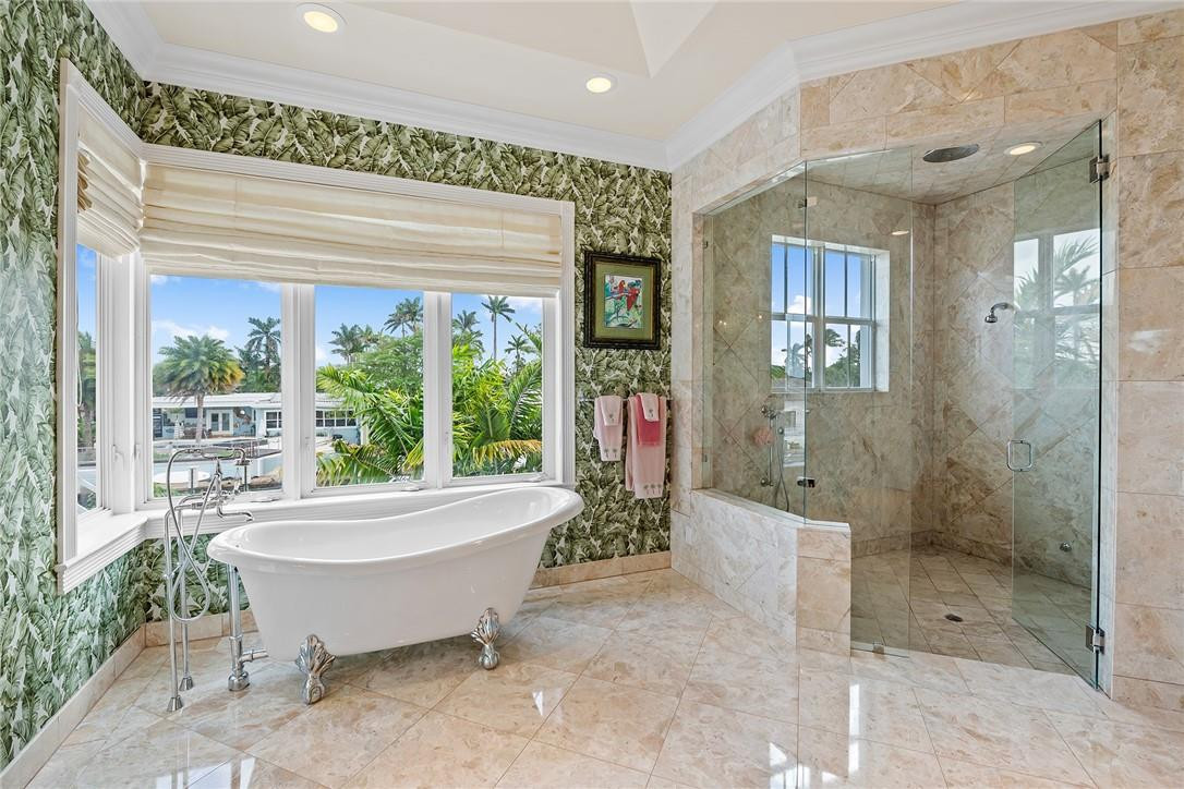 BEACON LIGHT SHOPPING CTR - Residential