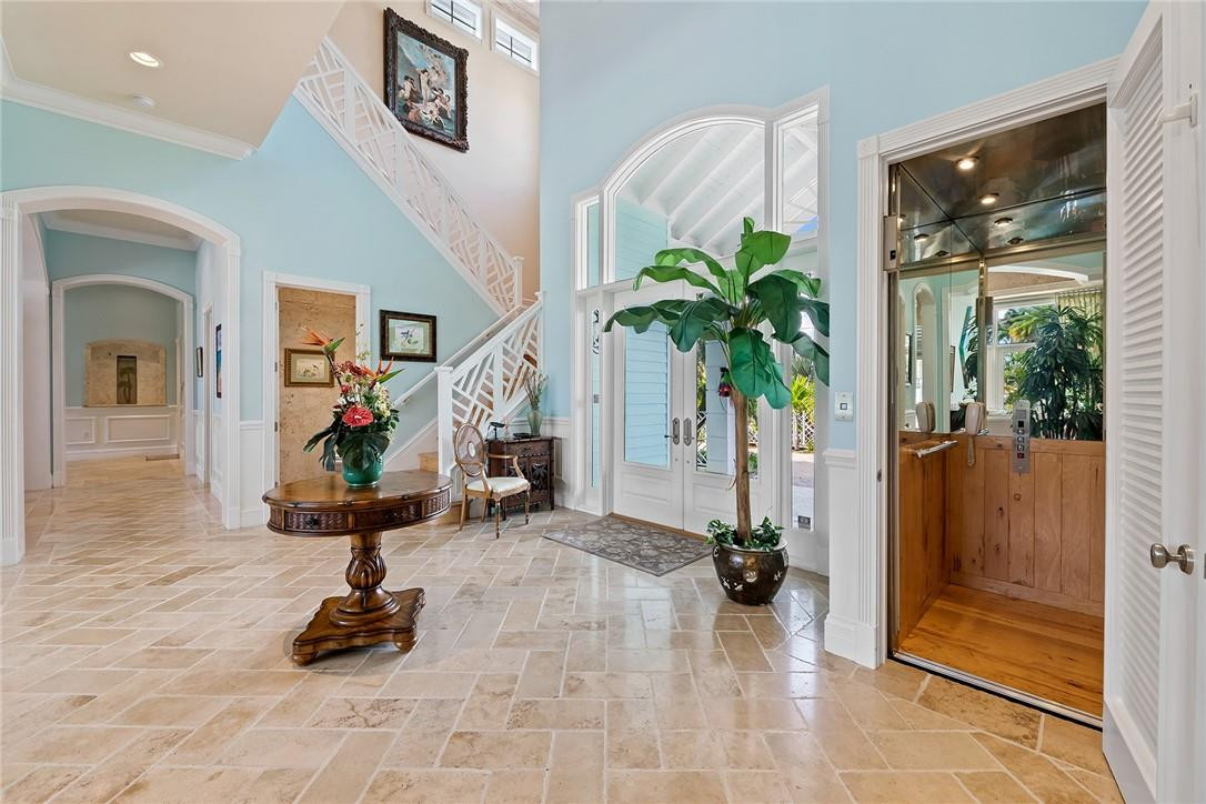 BEACON LIGHT SHOPPING CTR - Residential