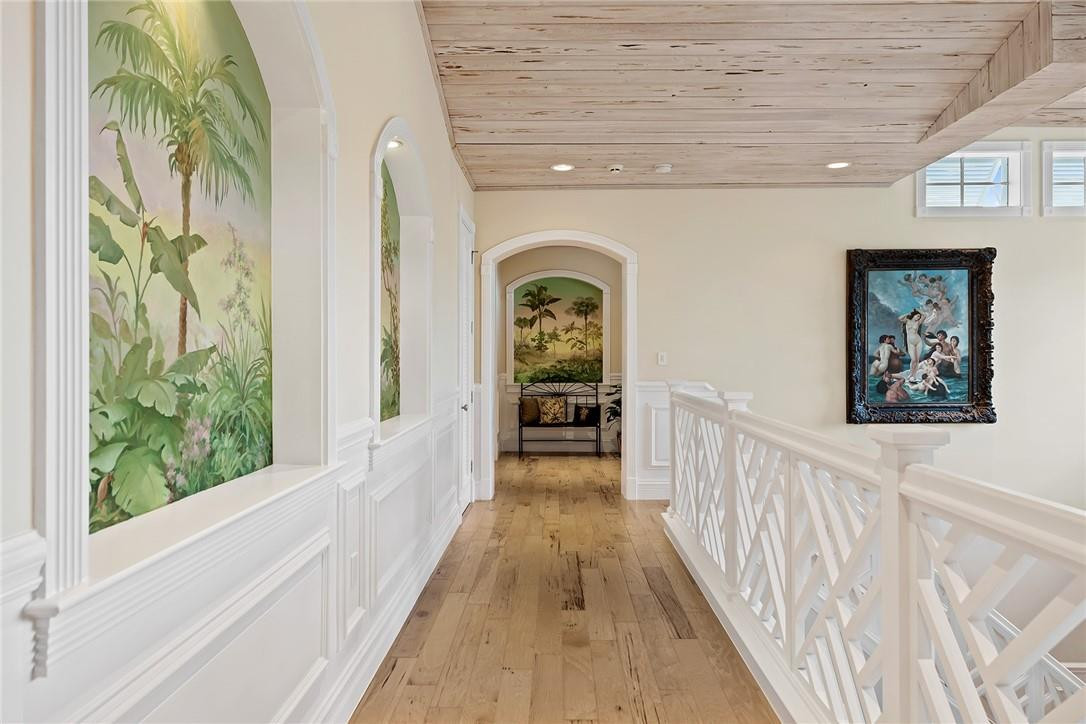 BEACON LIGHT SHOPPING CTR - Residential