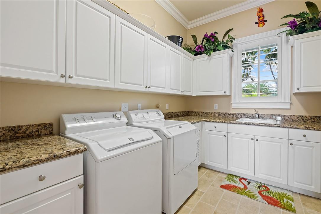 BEACON LIGHT SHOPPING CTR - Residential